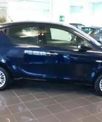 LANCIA Ypsilon 1.2 69 CV 5 porte Silver LANCIA Ypsilon 1.2 69 CV 5 porte Silver