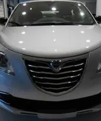 LANCIA Ypsilon 1.2 69 CV 5 porte Gold