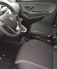 LANCIA Ypsilon 1.3 MJT 16V 95 CV 5 porte S&S Silver LANCIA Ypsilon 1.3 MJT 16V 95 CV 5 porte S&S Silver