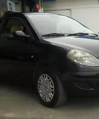 Lancia Ypsilon 1.3 Multijet 16V Oro Lancia Ypsilon 1.3 Multijet 16V Oro