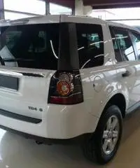 LAND ROVER Freelander 2.2 TD4 SE