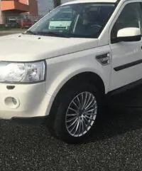 LAND ROVER Freelander 2.2 TD4 S.W. 4X4 LAND ROVER Freelander 2.2 TD4 S.W. 4X4