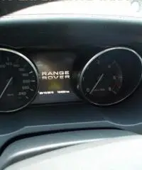 LAND ROVER Range Rover Evoque 2.2 TD4 5p. Pure