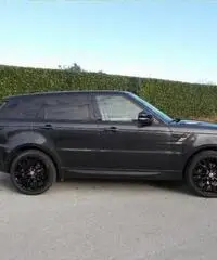 LAND ROVER Range Rover Sport RANGE ROVER SPORT 3.0 TDV6 HSE TETTO APRIBILE LAND ROVER Range Rover Sport RANGE ROVER SPORT 3.0 TDV6 HSE TETTO APRIBILE