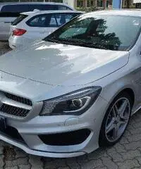 Mercedes-Benz Classe CLA CLA 220 CDI Automatic Premium Mercedes-Benz Classe CLA CLA 220 CDI Automatic Premium
