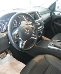 Mercedes-Benz Classe M ML 250 BlueTEC 4Matic Sport Mercedes-Benz Classe M ML 250 BlueTEC 4Matic Sport