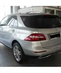Mercedes-Benz Classe M ML 250 BlueTEC 4Matic Sport Mercedes-Benz Classe M ML 250 BlueTEC 4Matic Sport