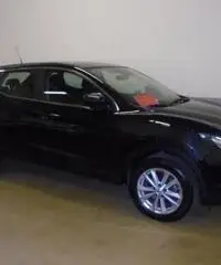Nissan Qashqai 1.5 dCi DPF Acenta+sensori ant e post PERFETTA! Nissan Qashqai 1.5 dCi DPF Acenta+sensori ant e post PERFETTA!