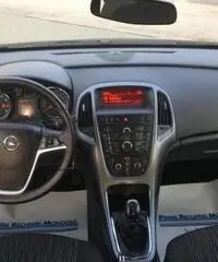 OPEL Astra 1.4 T GPL Elective 5 porte OPEL Astra 1.4 T GPL Elective 5 porte