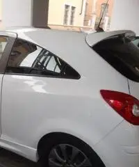 Opel Corsa 1.2 16V 80cv Gpl-tech 3P. Edition OPC LINE Opel Corsa 1.2 16V 80cv Gpl-tech 3P. Edition OPC LINE