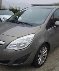 OPEL Meriva 1.7 CDTI 110CV Cosmo OPEL Meriva 1.7 CDTI 110CV Cosmo
