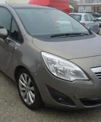 OPEL Meriva 1.7 CDTI 110CV Cosmo OPEL Meriva 1.7 CDTI 110CV Cosmo