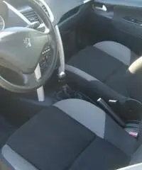 PEUGEOT 207 1.4 VTi 95CV 3p. XS PEUGEOT 207 1.4 VTi 95CV 3p. XS