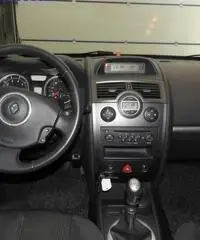 RENAULT Megane GRANTOUR LUXE 2.0i CV135-No garanzia!! RENAULT Megane GRANTOUR LUXE 2.0i CV135-No garanzia!!