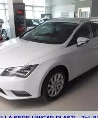 SEAT Leon 1.6 TDI 105 CV ST Start/Stop Style SEAT Leon 1.6 TDI 105 CV ST Start/Stop Style