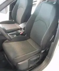 SEAT Leon 1.6 TDI 105 CV ST Start/Stop Style SEAT Leon 1.6 TDI 105 CV ST Start/Stop Style