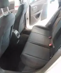 SEAT Leon 1.6 TDI 105 CV ST Start/Stop Style SEAT Leon 1.6 TDI 105 CV ST Start/Stop Style