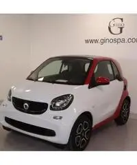 smart fortwo 70 1.0 twinamic Passion - KM0 smart fortwo 70 1.0 twinamic Passion - KM0