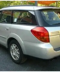 SUBARU OUTBACK SUBARU LEGACY OUTBACK SW 2.5 BIFUEL 4X4 AUTOMATICO