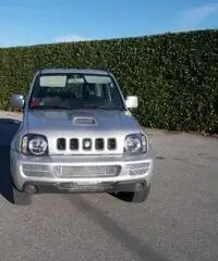 SUZUKI Jimny 1.5 DDiS cat 4WD JLX SUZUKI Jimny 1.5 DDiS cat 4WD JLX