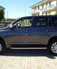 TOYOTA Land Cruiser 2.8 D4-D A/T 5 porte Style MY 16 AUTOCARRO NUOVO! TOYOTA Land Cruiser 2.8 D4-D A/T 5 porte Style MY 16 AUTOCARRO NUOVO!