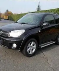 TOYOTA RAV 4 RAV4 2.0 16V cat 3 porte Sol TOYOTA RAV 4 RAV4 2.0 16V cat 3 porte Sol