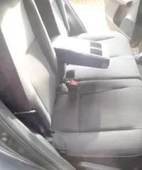 TOYOTA RAV 4 RAV4 2.0 D-4D 2WD STYLE TOYOTA RAV 4 RAV4 2.0 D-4D 2WD STYLE