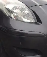 TOYOTA Yaris 1.0 5 porte Now