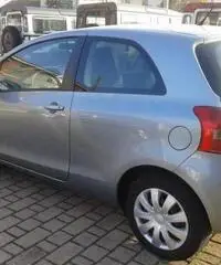 TOYOTA Yaris 1.4 D-4D DPF 3 porte Sol