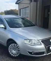 VOLKSWAGEN Passat 2.0 TDI DPF 4motion Variant VOLKSWAGEN Passat 2.0 TDI DPF 4motion Variant