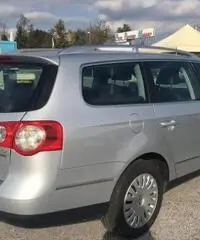 VOLKSWAGEN Passat 2.0 TDI DPF 4motion Variant VOLKSWAGEN Passat 2.0 TDI DPF 4motion Variant