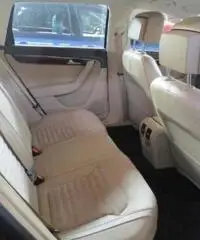 VOLKSWAGEN Passat Variant Var. Bs. 2.0 TDI DSG High. BMT VOLKSWAGEN Passat Variant Var. Bs. 2.0 TDI DSG High. BMT