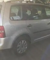 VOLKSWAGEN Touran 1.9 TDI 105CV DPF Conceptline