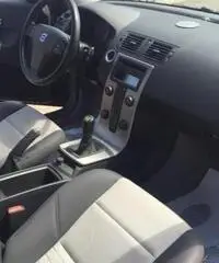 VOLVO C30 2.0 D Momentum VOLVO C30 2.0 D Momentum