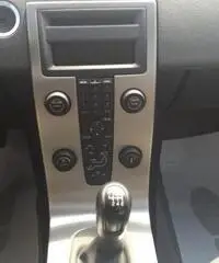 VOLVO C30 2.0 D Momentum VOLVO C30 2.0 D Momentum