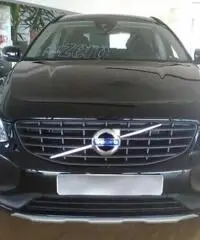 VOLVO XC60 D4 AWD Geartronic Business VOLVO XC60 D4 AWD Geartronic Business