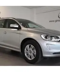 Volvo XC60 D4 AWD Geartronic Kinetic - KM0 Volvo XC60 D4 AWD Geartronic Kinetic - KM0