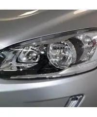 Volvo XC60 D4 AWD Geartronic Kinetic - KM0 Volvo XC60 D4 AWD Geartronic Kinetic - KM0
