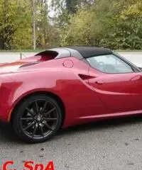 ALFA ROMEO 4C 1750 TBi Spider ALFA ROMEO 4C 1750 TBi Spider