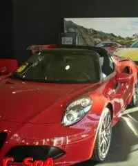 ALFA ROMEO 4C 1750 TBi Spider ALFA ROMEO 4C 1750 TBi Spider