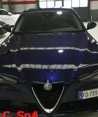 ALFA ROMEO Giulia 2.2 Turbodiesel 180 CV AT8 Super ALFA ROMEO Giulia 2.2 Turbodiesel 180 CV AT8 Super
