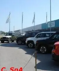 JEEP Wrangler Unlimited 2.8 CRD DPF Sahara Auto JEEP Wrangler Unlimited 2.8 CRD DPF Sahara Auto