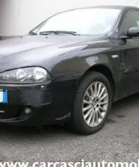 ALFA ROMEO 147 1.9 JTD (120) 5 porte Distinctive