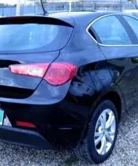 ALFA ROMEO Giulietta DISTINCTIVE