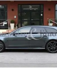 AUDI RS6 Avant 4.0 TFSI quattro tiptronic performance