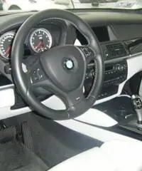BMW X5 M UNICO PRORIET--KM originali 13'000