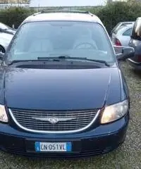 CHRYSLER Voyager 2.5 CRD cat LS CHRYSLER Voyager 2.5 CRD cat LS