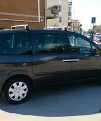 Citroen C8 2.0 HDi Elegance 7 Posti Unico Propr. Clima Tetto Citroen C8 2.0 HDi Elegance 7 Posti Unico Propr. Clima Tetto