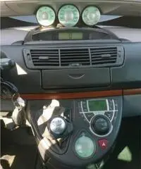 Citroen C8 2.0 HDi Elegance 7 Posti Unico Propr. Clima Tetto Citroen C8 2.0 HDi Elegance 7 Posti Unico Propr. Clima Tetto