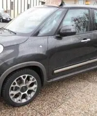 FIAT 500L 1.3 Multijet 95 CV Trekking FIAT 500L 1.3 Multijet 95 CV Trekking